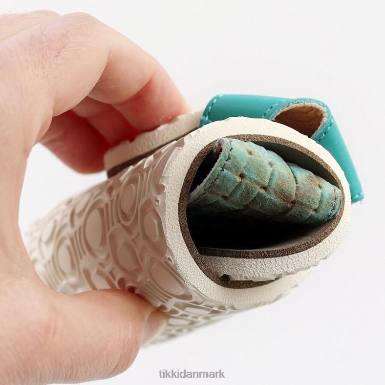 Tikki voksne barfodet sandaler vibe v1 4T2Z234 fodtøj tropisk storm